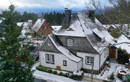 Апартаменты Dorfschule Mollseifen Винтерберг Экстерьер фото